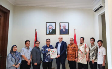 IPB Salurkan Bantuan untuk Palestina